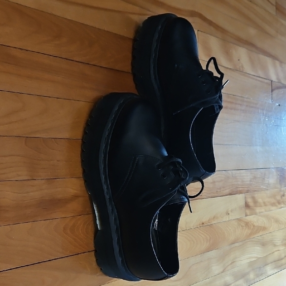 Dr. Martens Mono Felix Platforme Black Vegan Leather Shoes - Picture 4 of 8